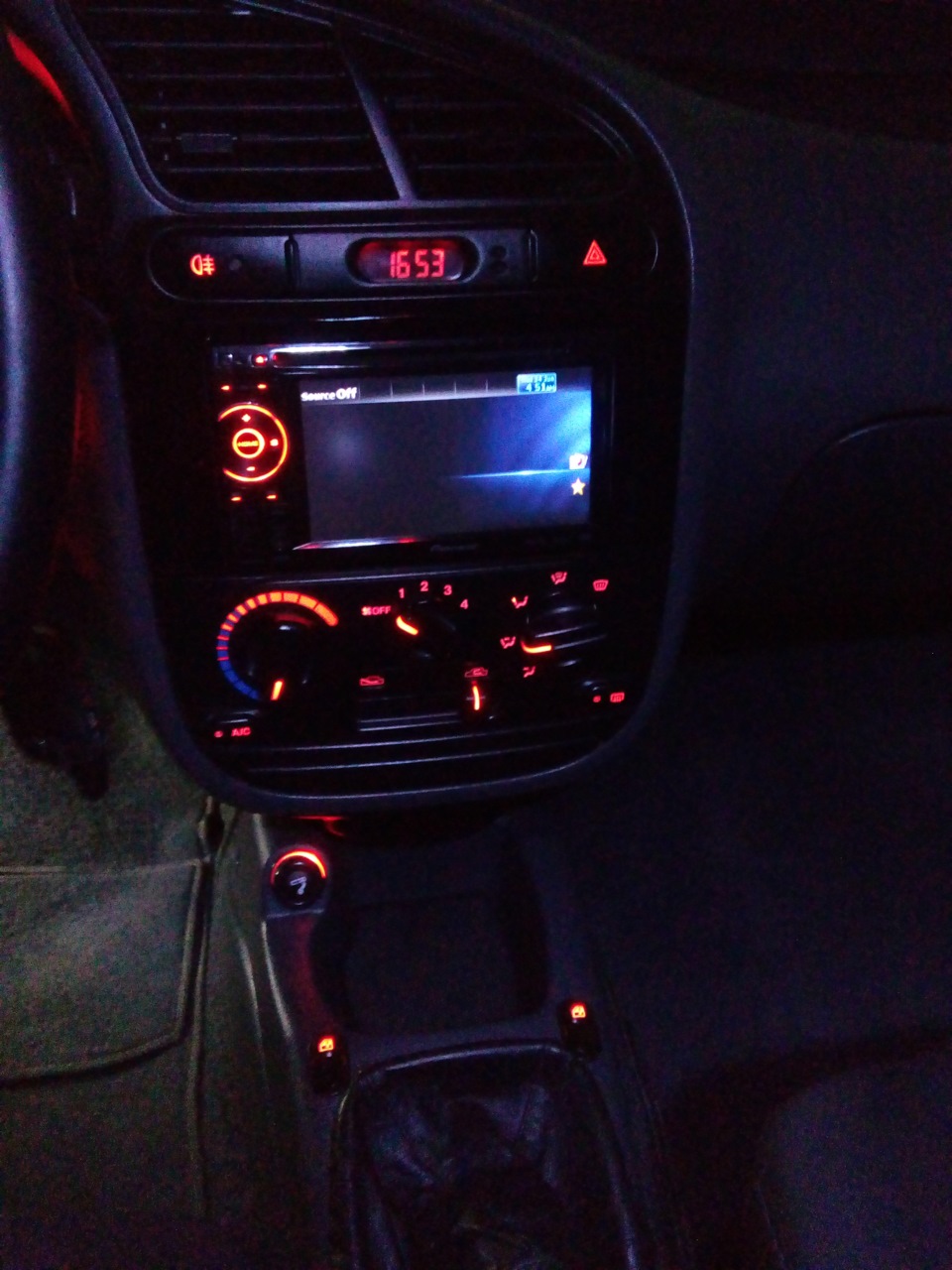 клавиши стеклоподъемников — Daewoo Lanos, 1,5 л, 2006 года | тюнинг ...