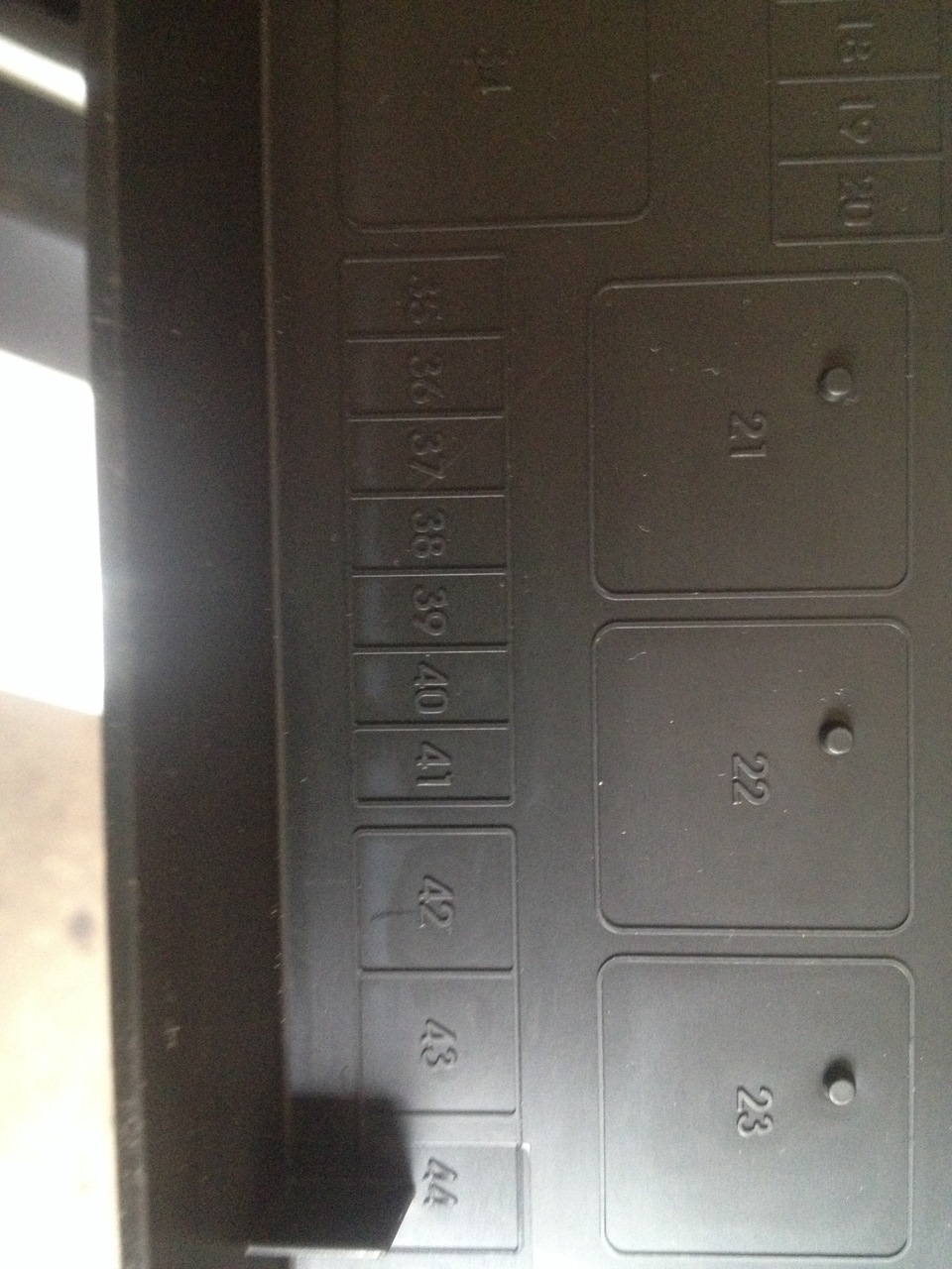 138. Установка зеркал с подогревом. Часть 3. — Dodge Challenger, 3,6 л ...