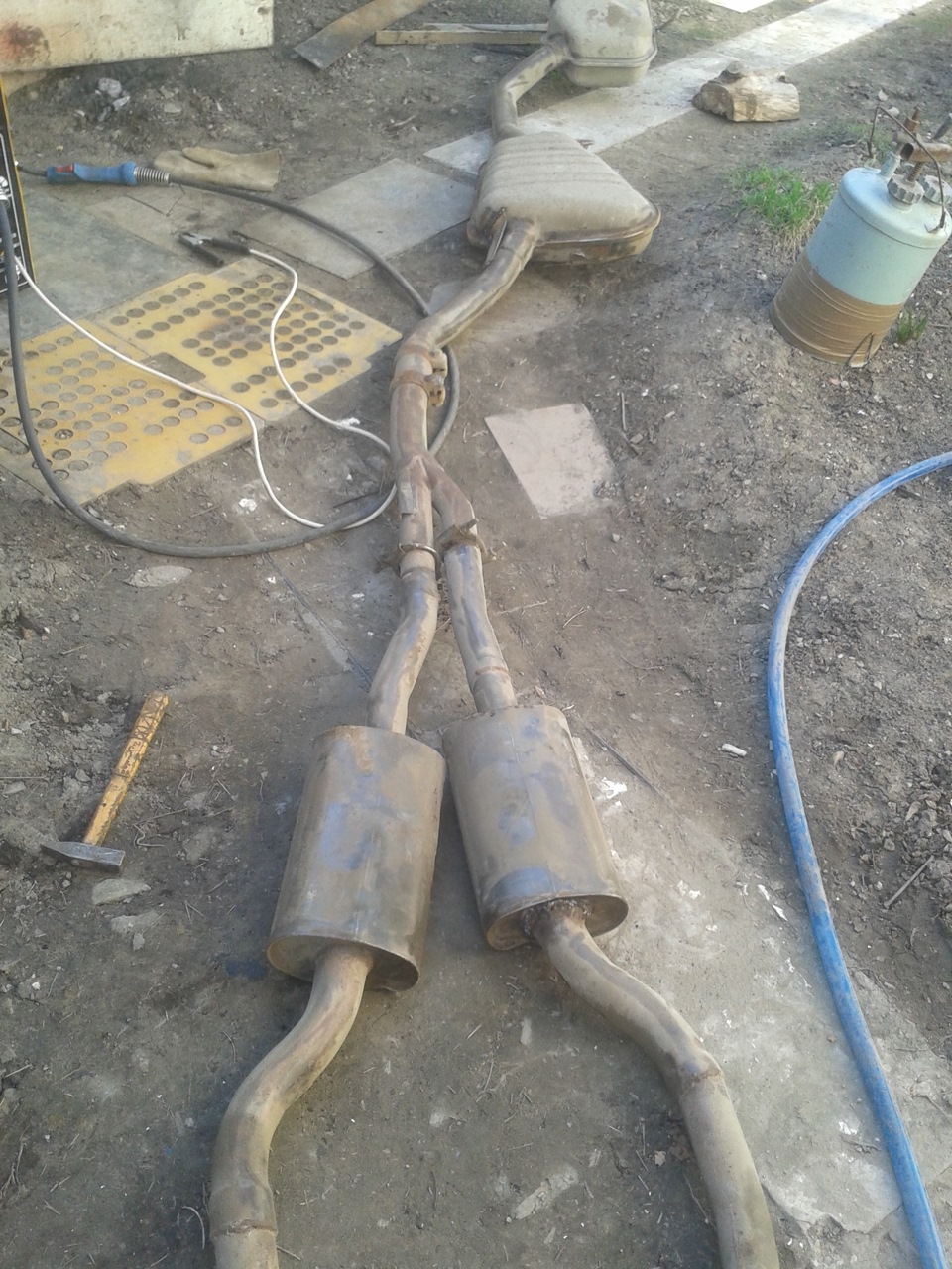 Полное снятие глушителя — Audi 80 (B4), 2,8 л., 1994 года | своими ...