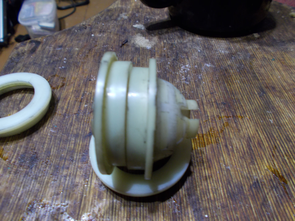 совмещение двух старых фланцев — Renault Kangoo (1G)