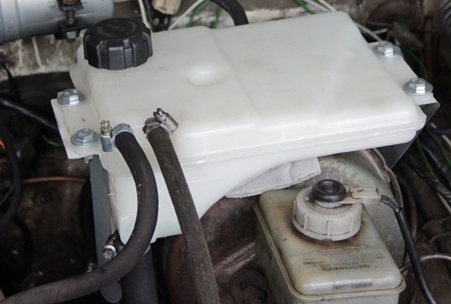 Некоторые доработки под капотом — ГАЗ 3110, 2,3 л, 1999 года | просто ...