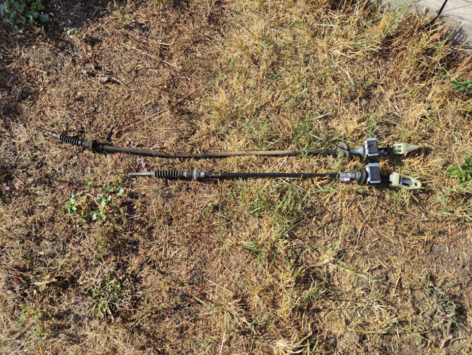 Замена тросика сцепления — LADA Калина хэтчбек, 1,6 л., 2012 года ...