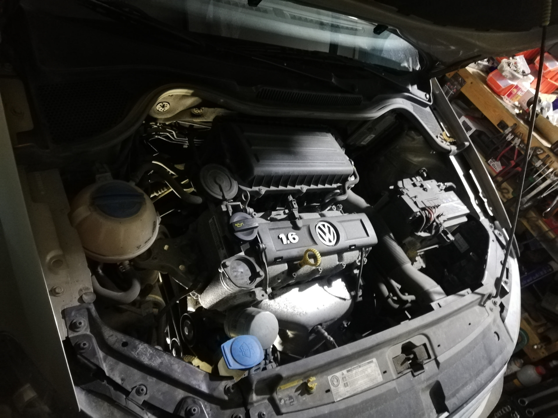 7. ТО + стойки и резинки стабилизатора — Volkswagen Polo Sedan, 1,6 л ...