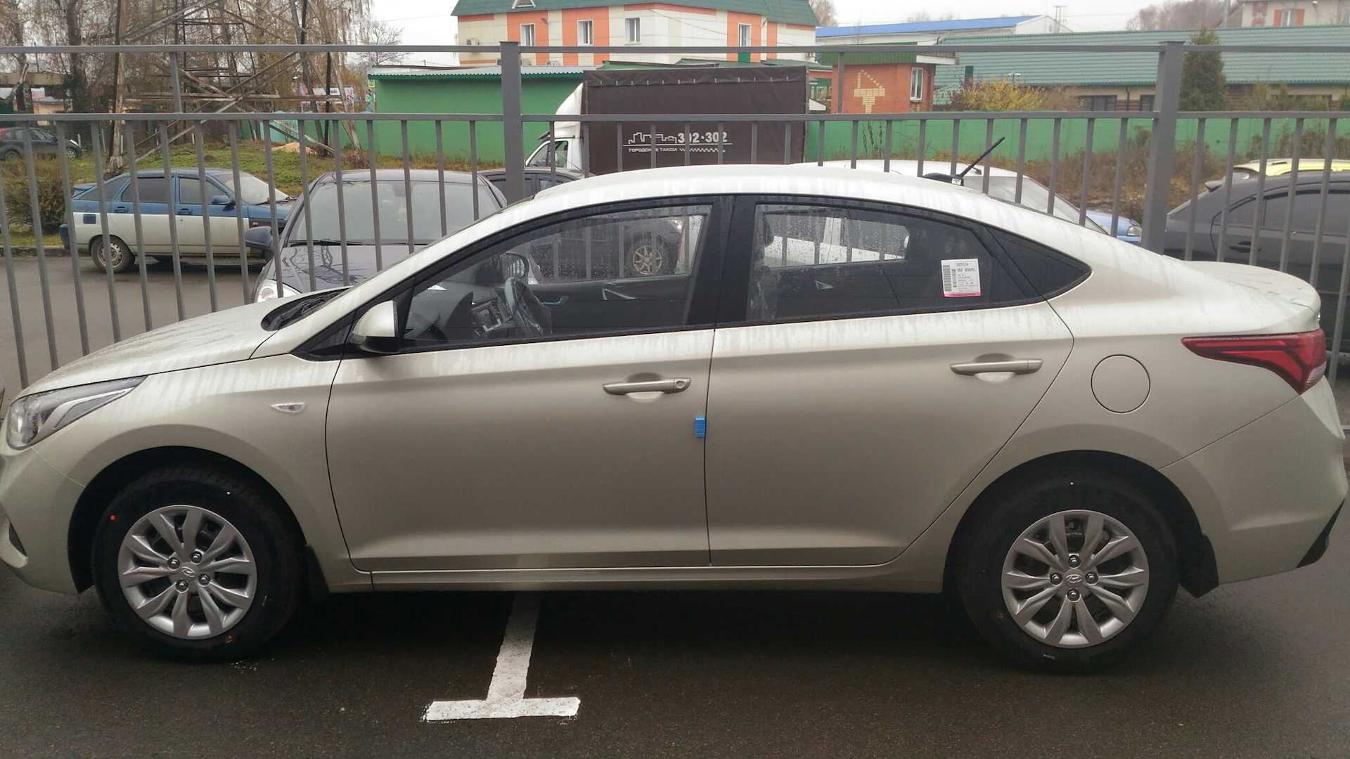Solaris коды. Hyundai Solaris 2021 Ice Wine. Hyundai Solaris 2019 Ice Wine. Ice Wine (w4y). W4y цвет Солярис.