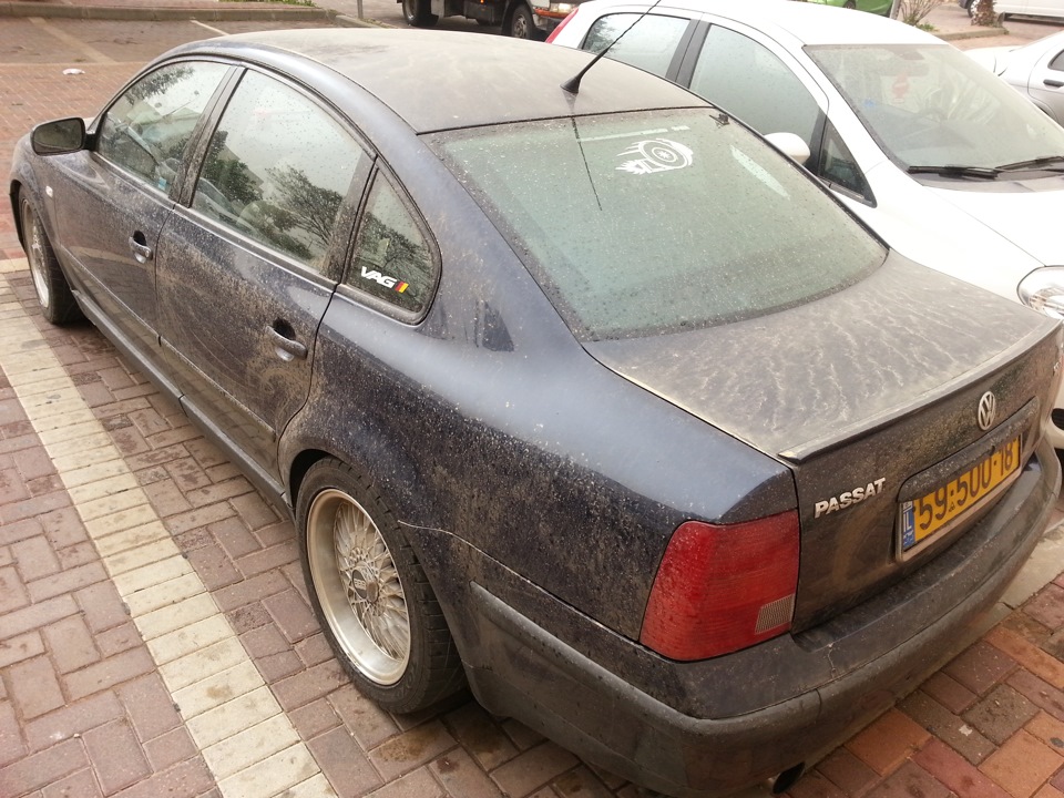 Песчанная буря и её последствия) — Volkswagen Passat B5, 1,8 л, 1997 ...