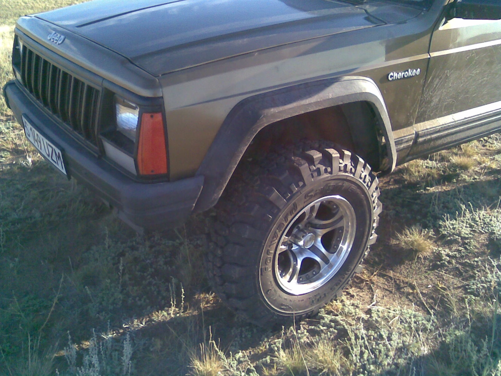 Арки и лифт — Jeep Cherokee (XJ), 4 л, 1994 года | тюнинг | DRIVE2