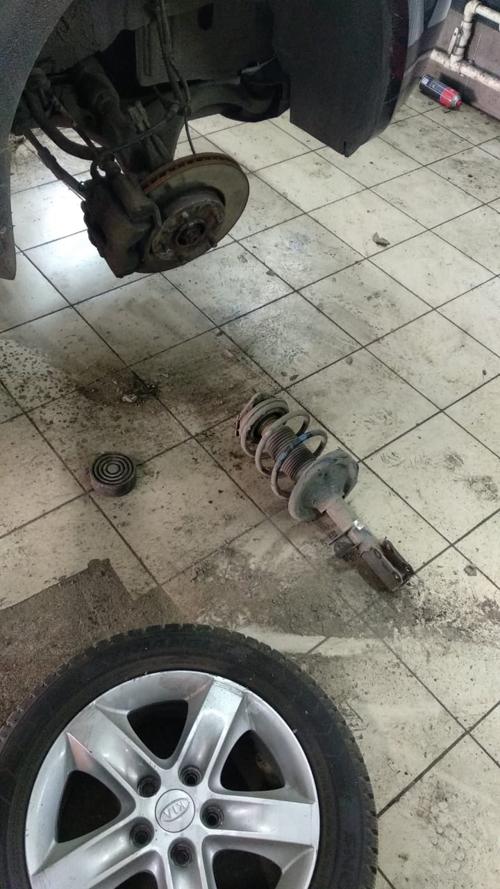 Замена опорного подшипника — KIA Ceed (1G), 2 л, 2008 года | визит на ...