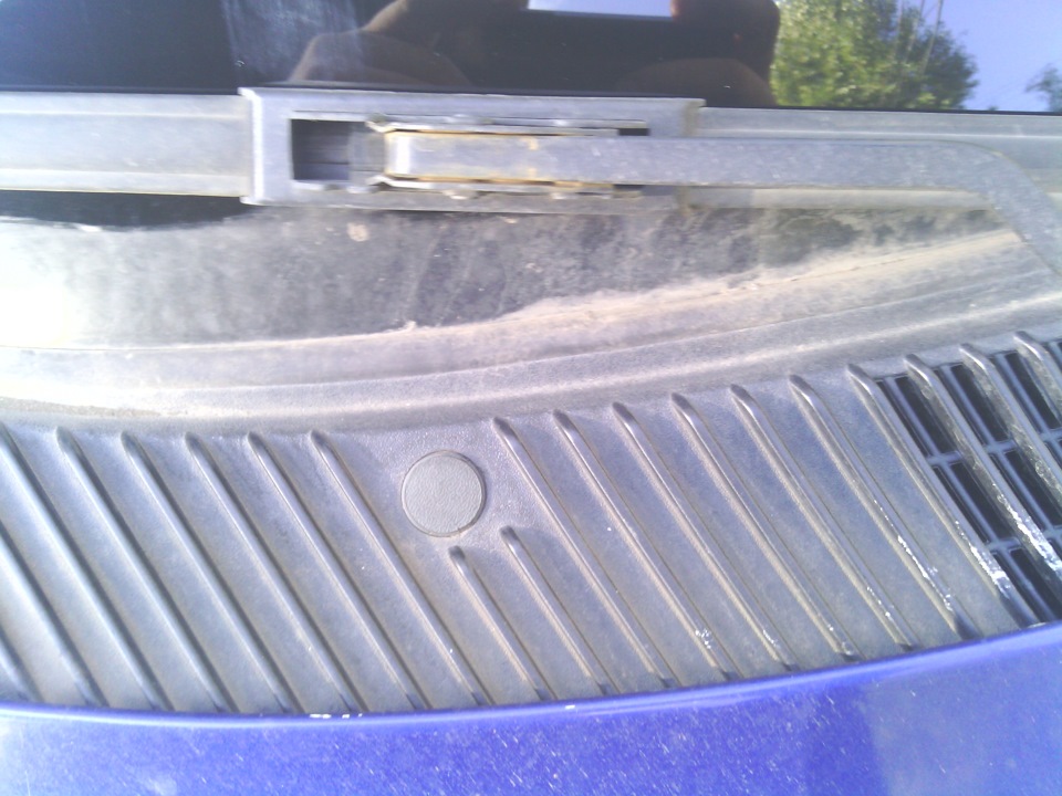 Плановая Замена Салонного фильтра. Замена хомутов на термостате. — Lada ...