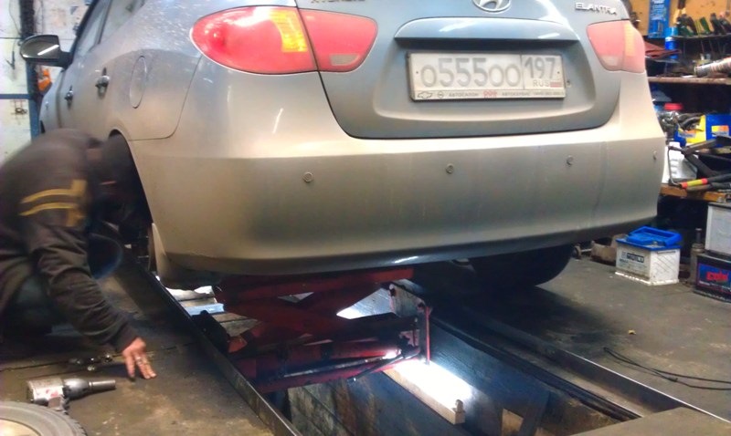 Стук сзади, справа. Часть 1. Поменял стойки стабилизатора стук остался ...