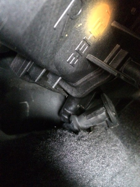 Фото в бортжурнале Audi A4 (B8)