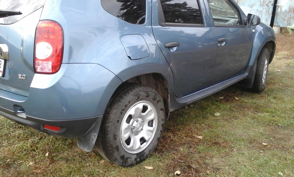 Удачная замена брызговиков на Renault Duster — DRIVE2