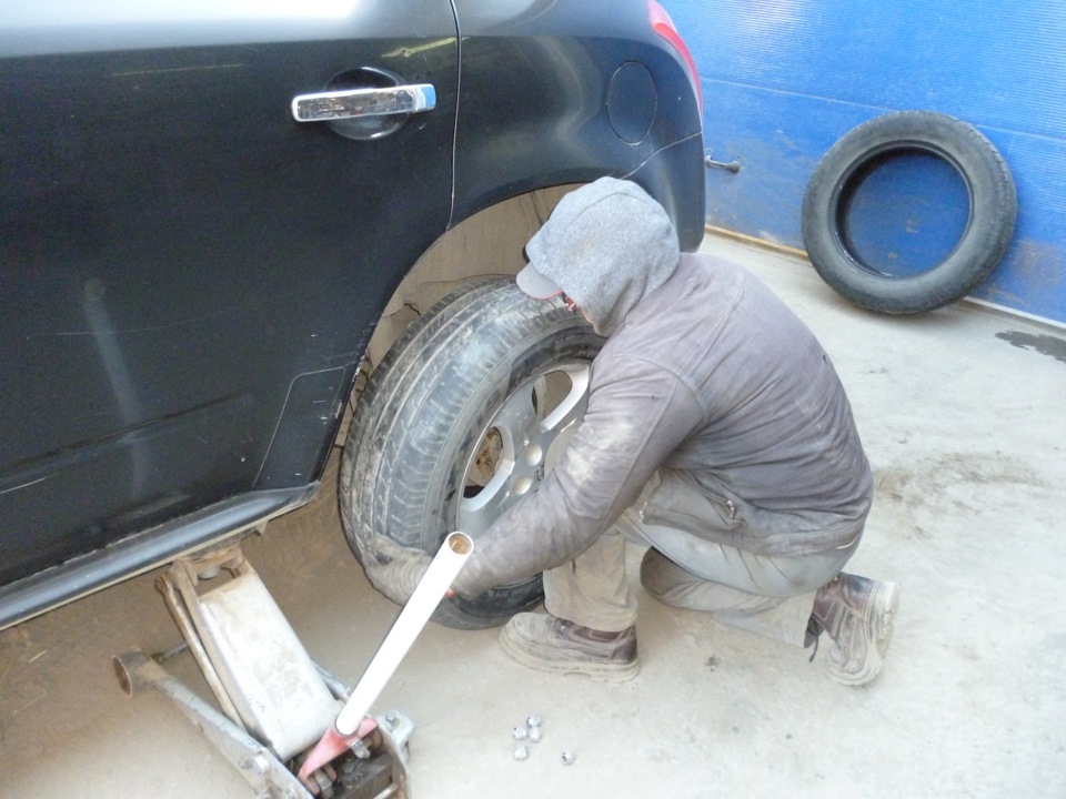 Свист, скрип тормозных колодок (диски) — Nissan Murano I, 3,5 л, 2003 ...