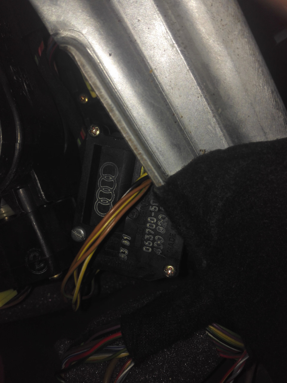 Сервомотор заслонки климата — Audi A8 (D2), 3,3 л, 2001 года | своими ...