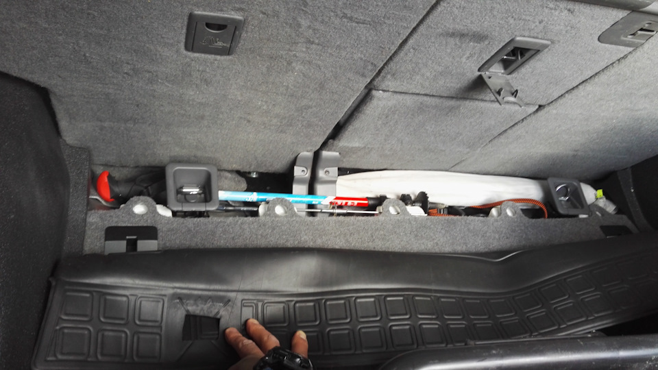 ede73c1s 960 для чего нужны полозья в багажнике прадо 150