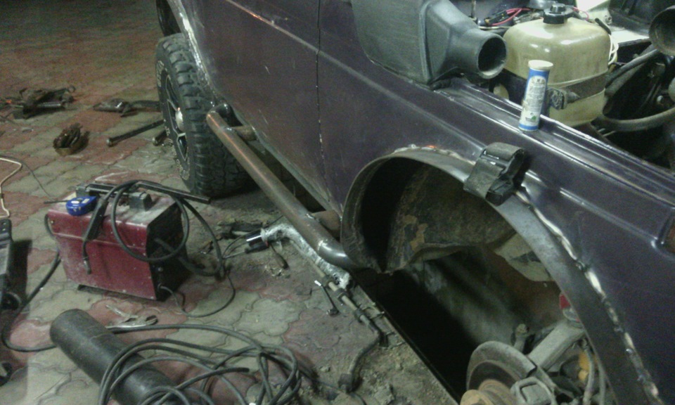 Нива седан Баклажан)). — Lada 4x4 5D, 1,7 л, 2000 года | кузовной ...