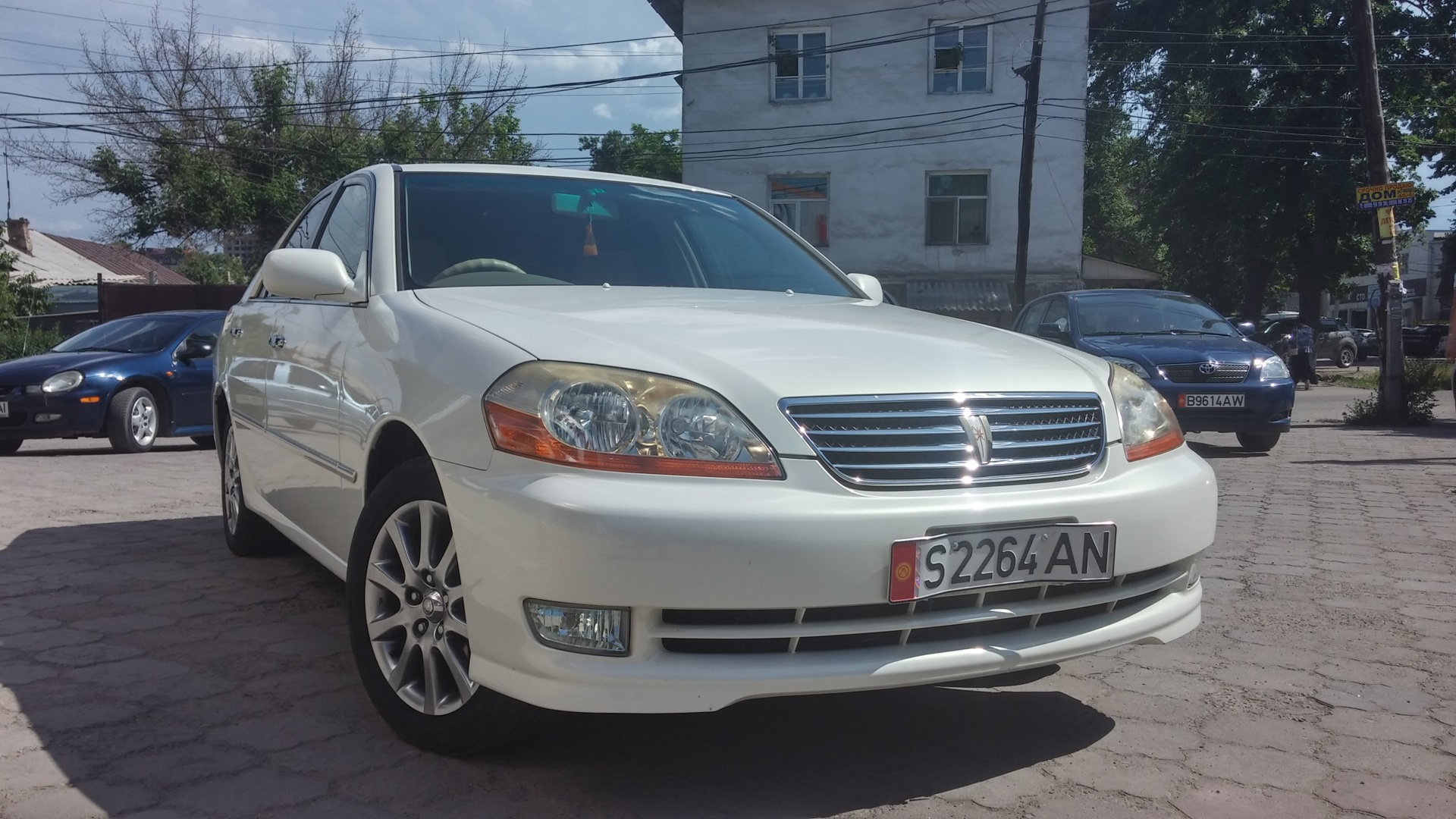 Toyota Mark II (110) 2.0 бензиновый 2003 | Regalia 35th anniversary на  DRIVE2