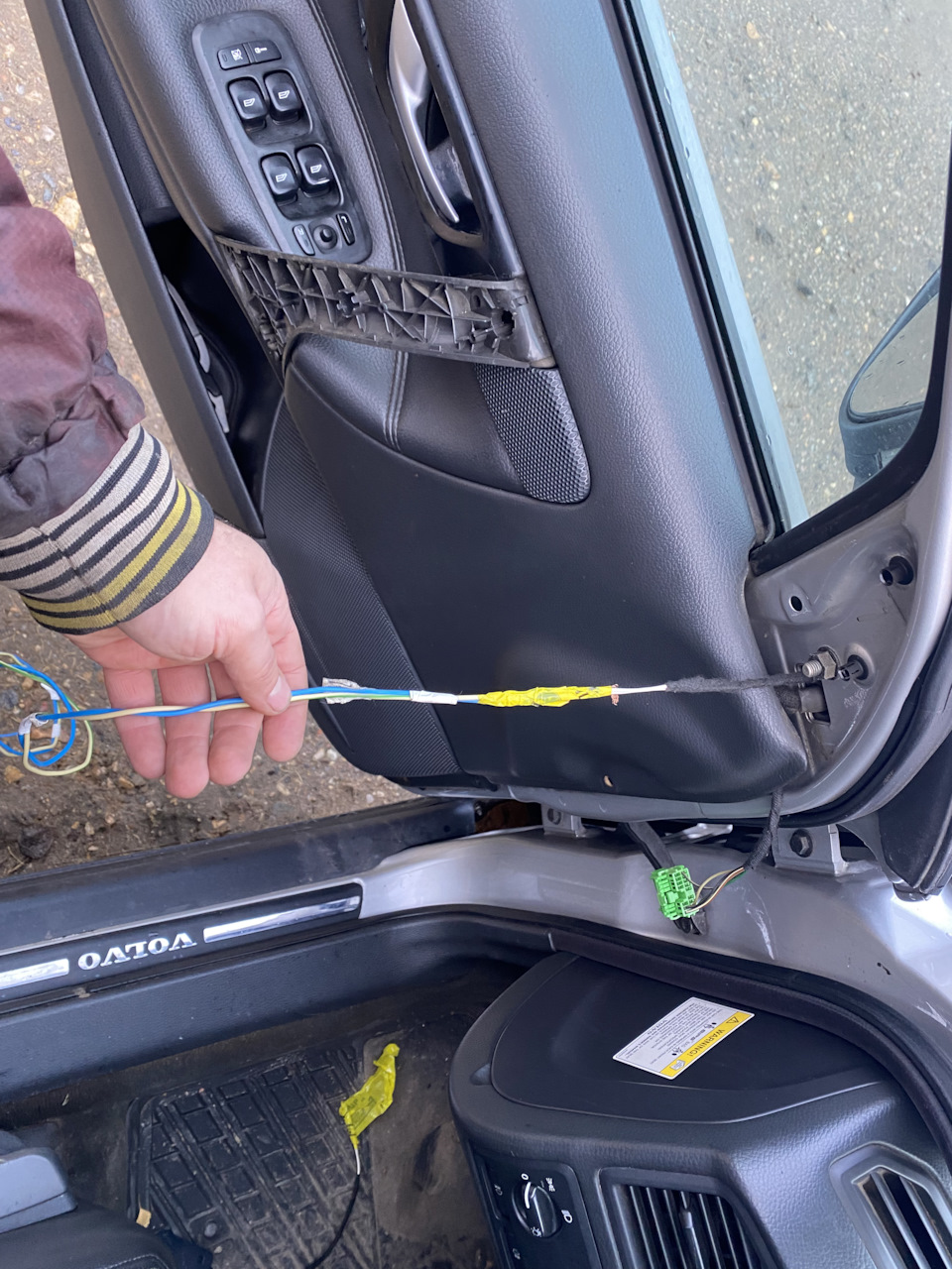 Замена датчика температуры воздуха. — Volvo S60 (1G), 2,4 л, 2003 года |  поломка | DRIVE2