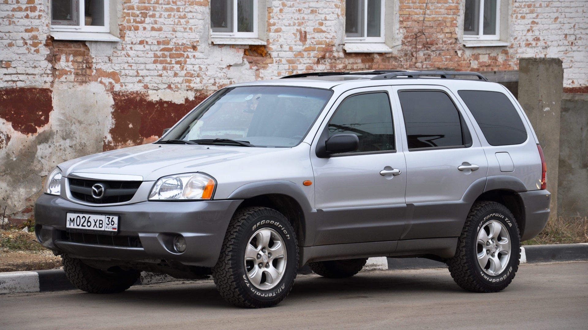 Mazda Tribute Ford Escape