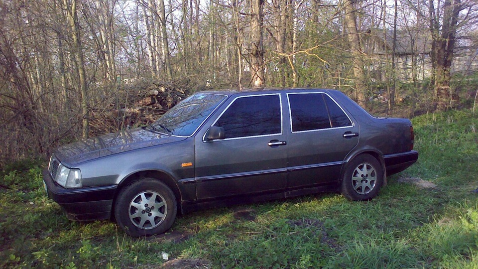 Lancia Thema 834