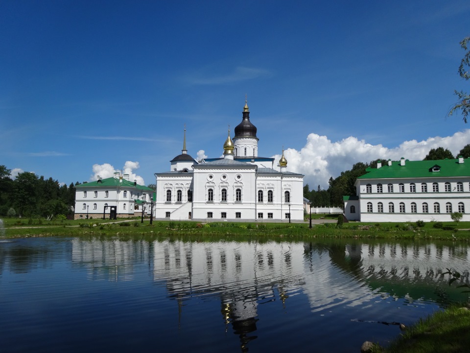 Фото спасо елеазаровского монастыря