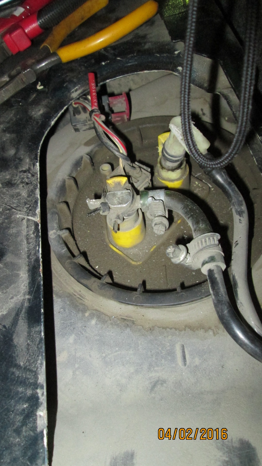 Топливный насос (часть 2) — Saab 9000, 2 л, 1997 года | своими руками ...