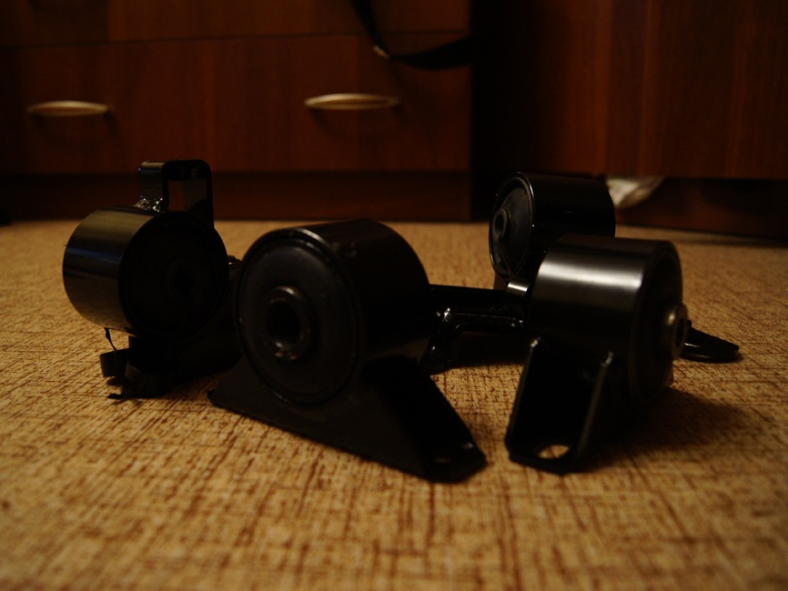 Железо — CUSCO распорки на стойки, и полиуритановые опоры двс ...