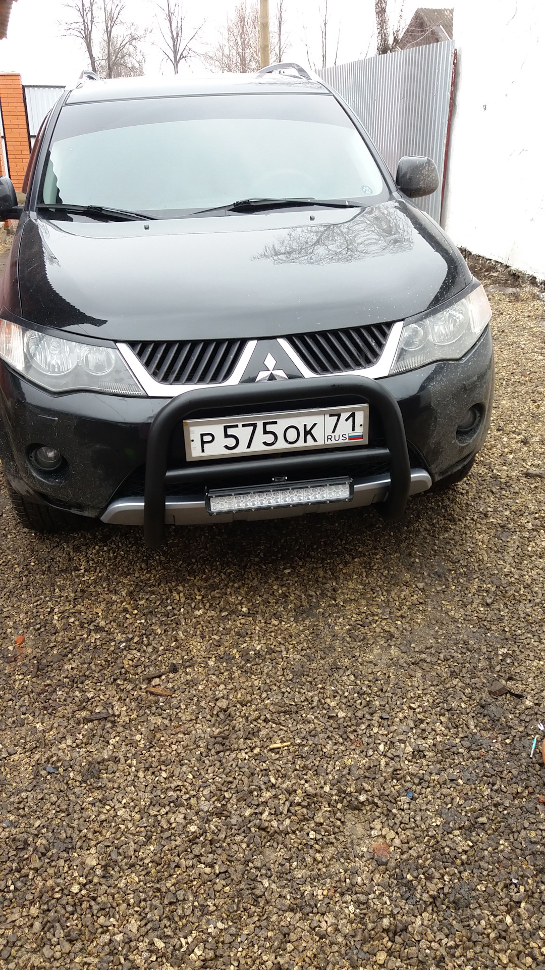 Кенгурятник в черный мат! — Mitsubishi Outlander XL, 3 л, 2008 года |  стайлинг | DRIVE2