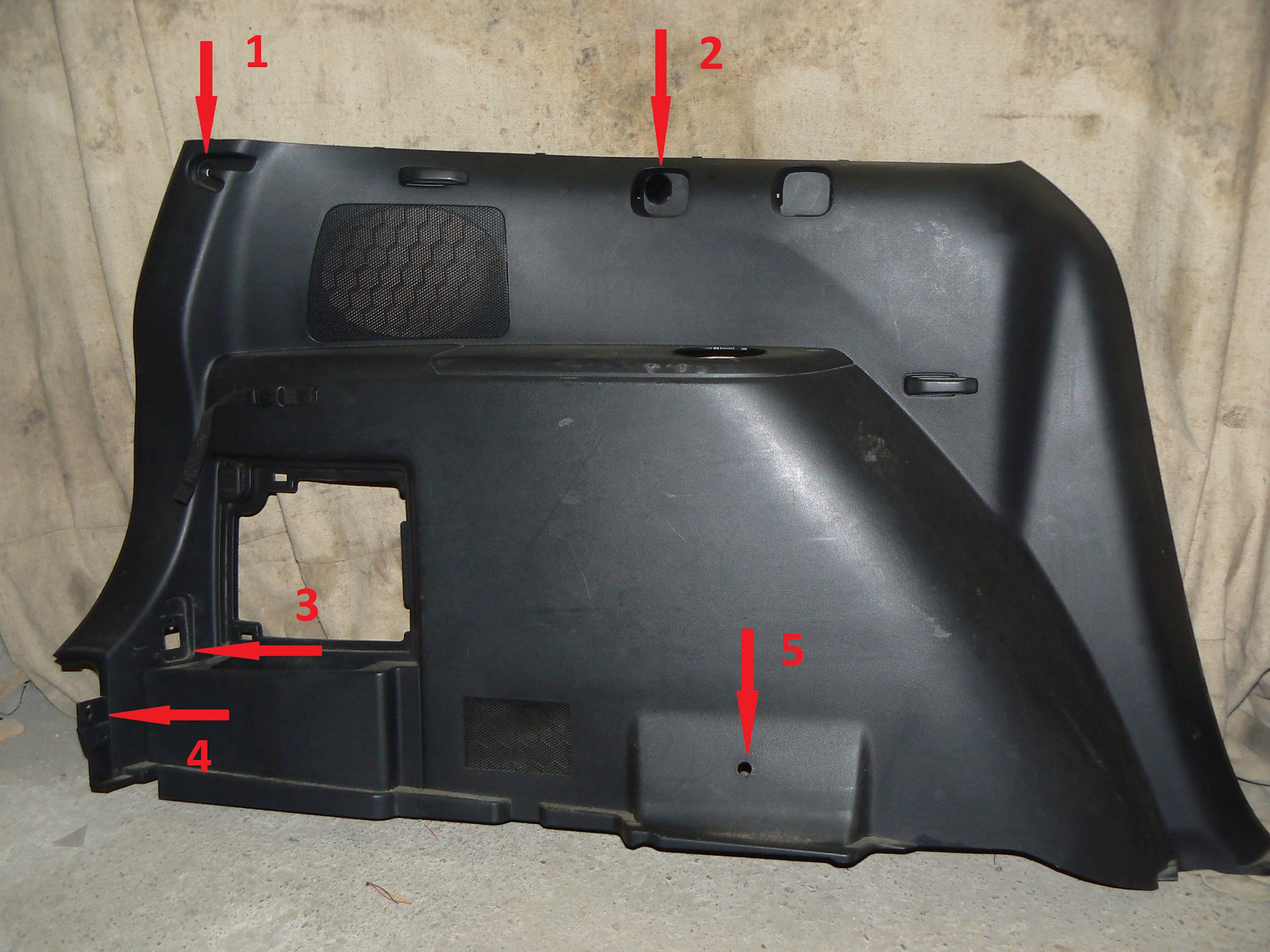 Снимаем обшивку багажника на Mazda CX-5 - Mazda CX-5 (1G), 2,5 л, 2015 года свои