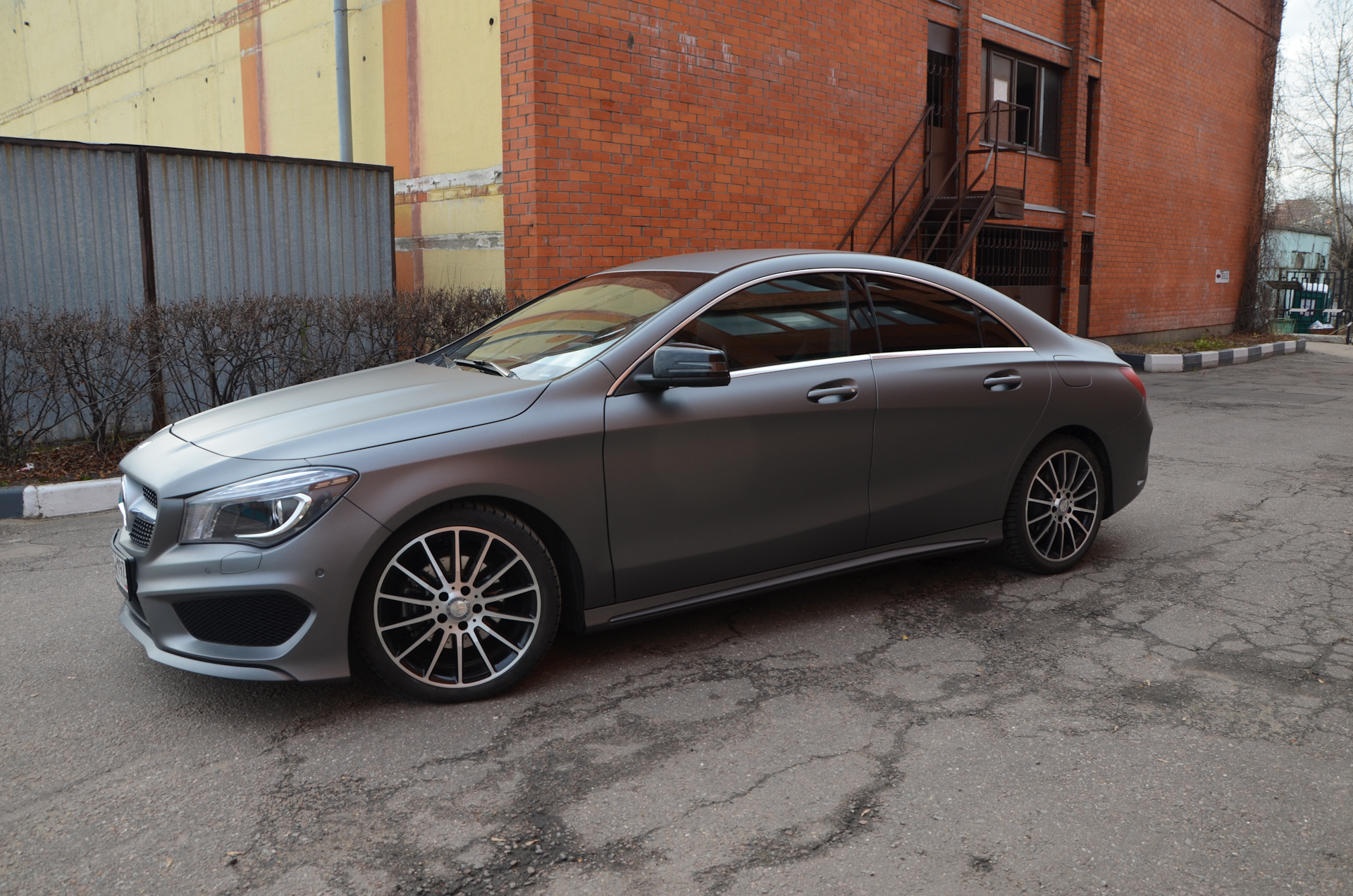 Mercedes CLA 200 матовый