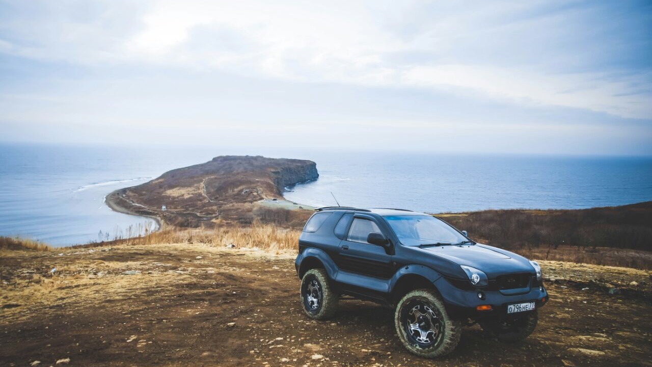 isuzu vehicross салон