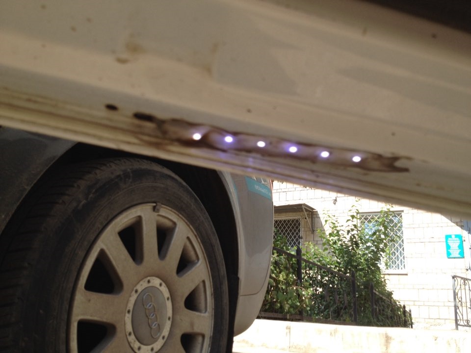 Подсветка при открытии дверей — Volkswagen Caddy (2G), 1,9 л, 1997 года ...