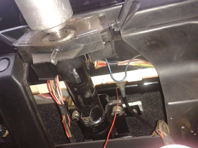 замок зажигания — ИЖ 2126, 1,6 л, 1999 года | поломка | DRIVE2