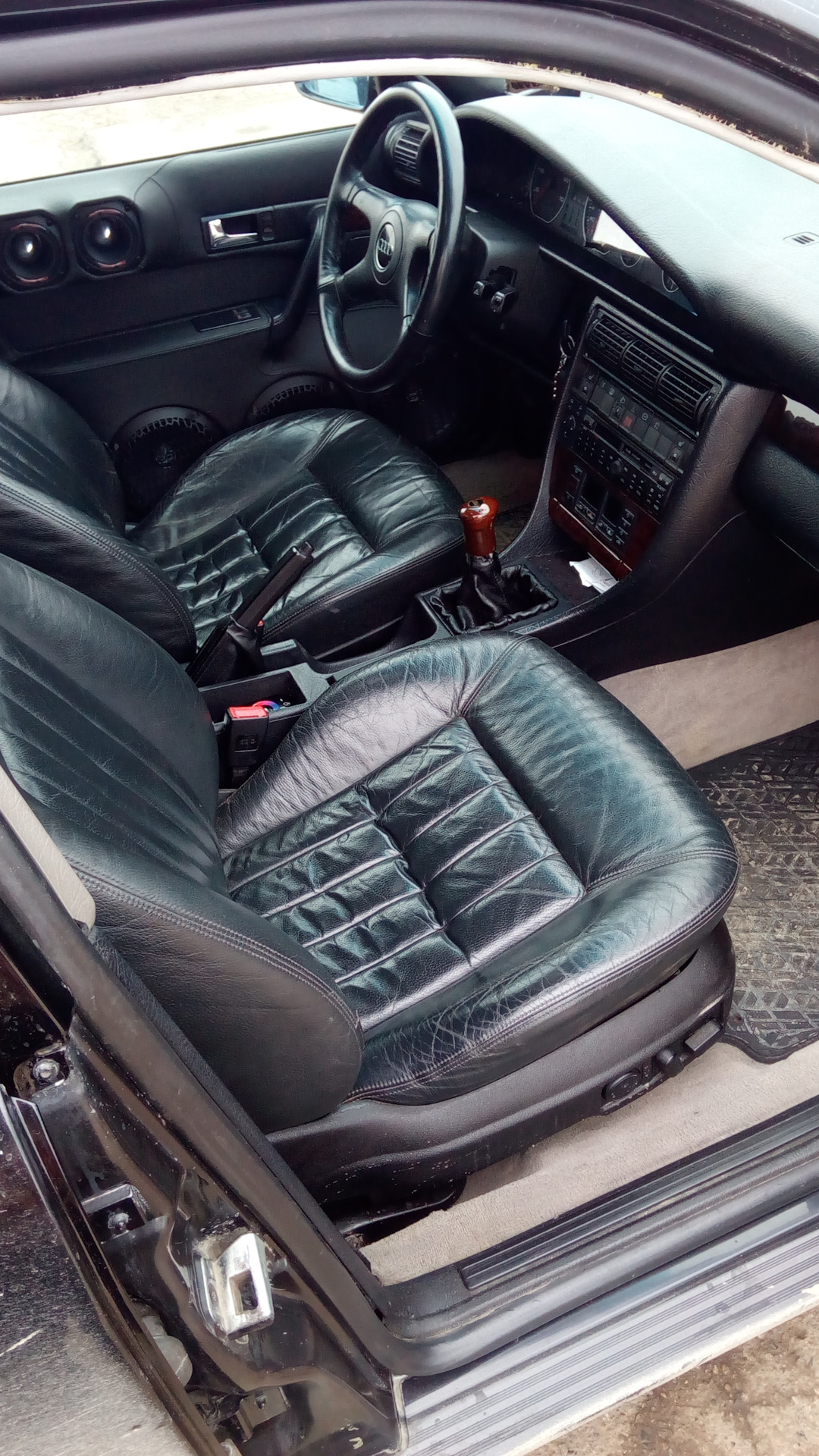 Сидение Ауди А6 С4 Купить