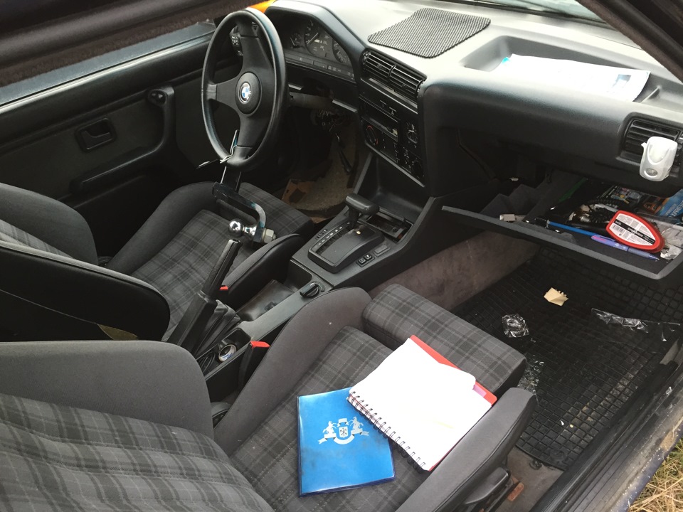 Фото в бортжурнале BMW 3 series Coupe (E30)