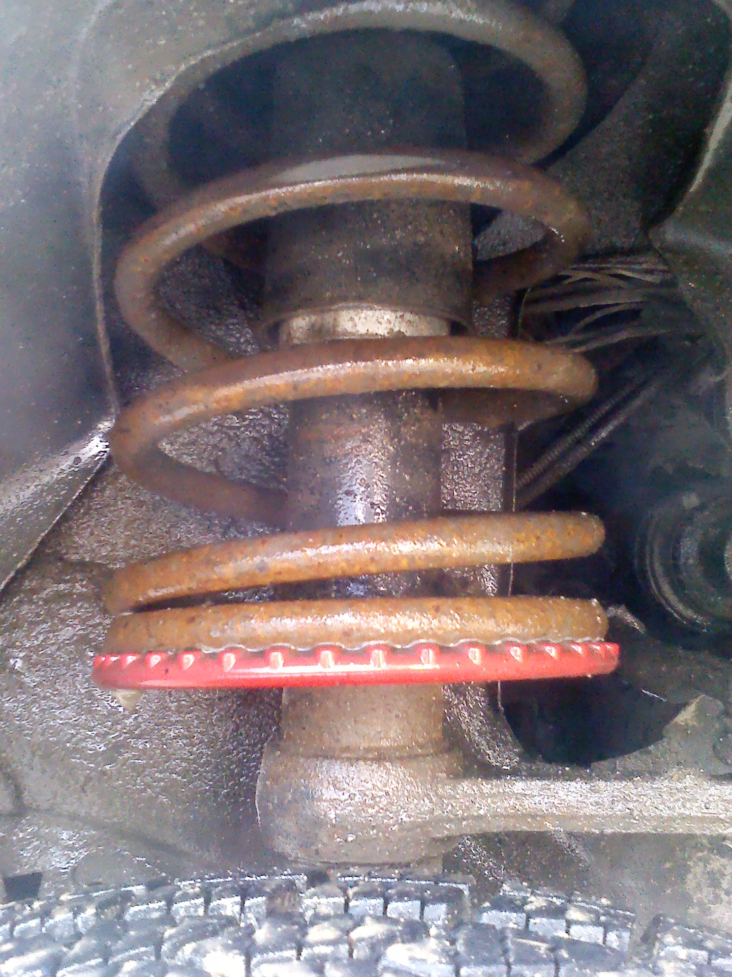 Межвитковые проставки ваз 2109. Межвитковые проставки hyundai sonata тагаз. Автобаферы ваз 2107. Межвитковые проставки ваз 2109. Проставки между пружинами.