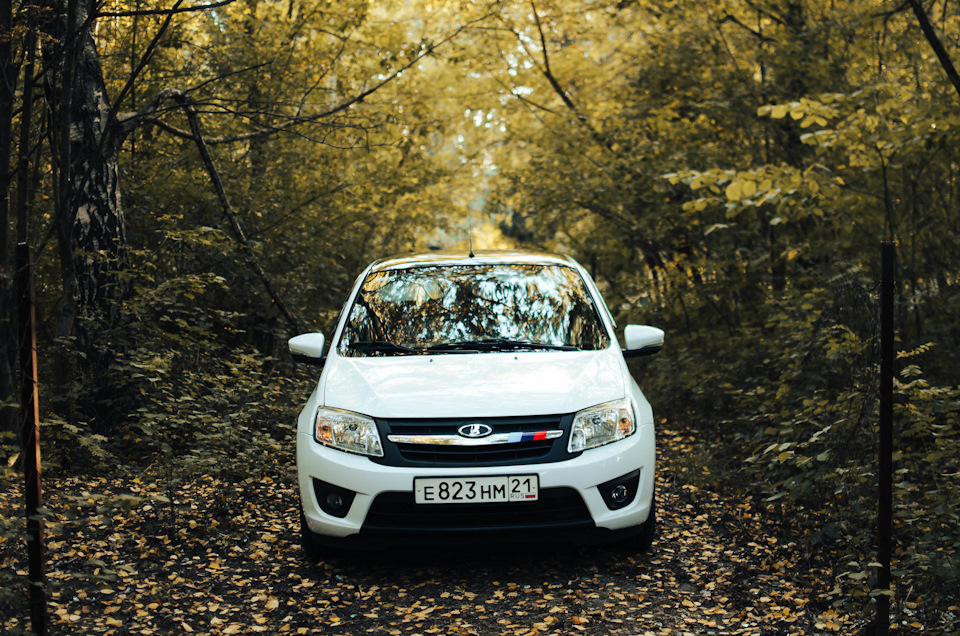 Скачать обои машина, авто, перед, auto, LADA, Granta, Гранта, ВАЗ, раздел машины
