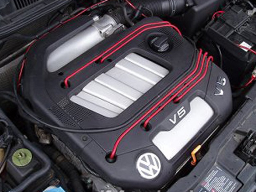 Vr 5. VW Golf 4 2.3 v5. Volkswagen 2.3 v5 мотор. V5 Golf 4 двигатель 2.3. Golf 2.3 v5.