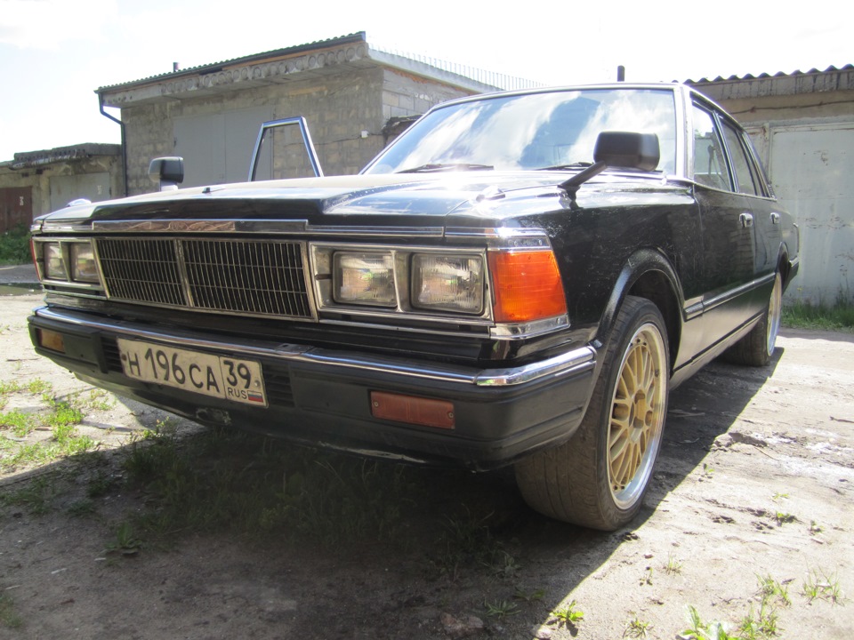 Nissan Gloria 1980