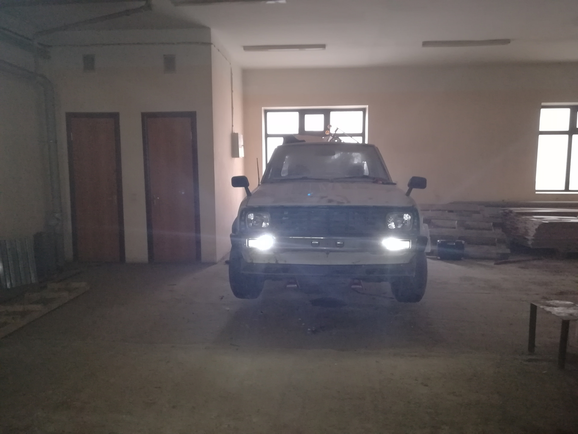 Изменение передней оптики. Часть 9. Подключение туманок. — Mitsubishi ...