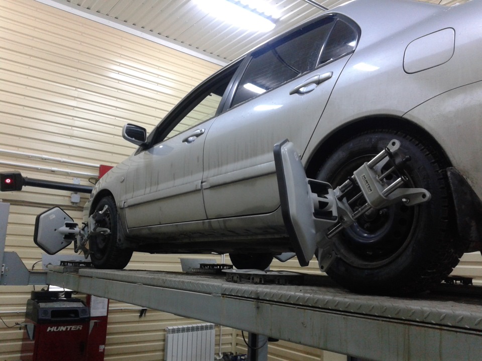 Регулировка развала схождения — Mitsubishi Lancer IX, 1,6 л, 2007 года ...