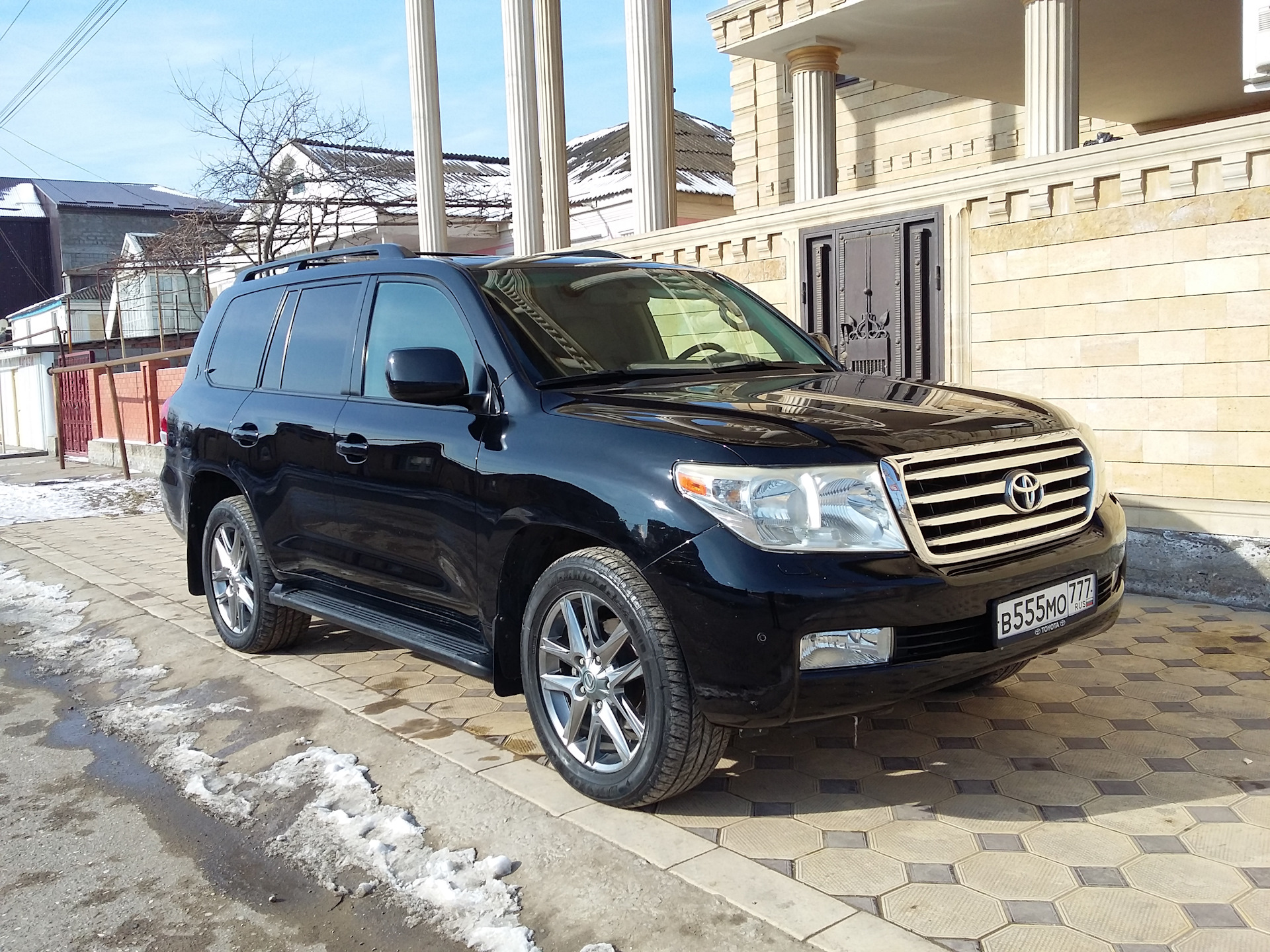 5.200. Land Cruiser 200 5.7. Лэнд Крузер а555аа18.