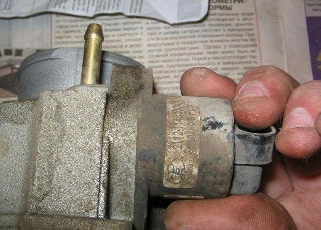 Чистка дроссельной заслонки, замена воздушного фильтра и замена сетки ...