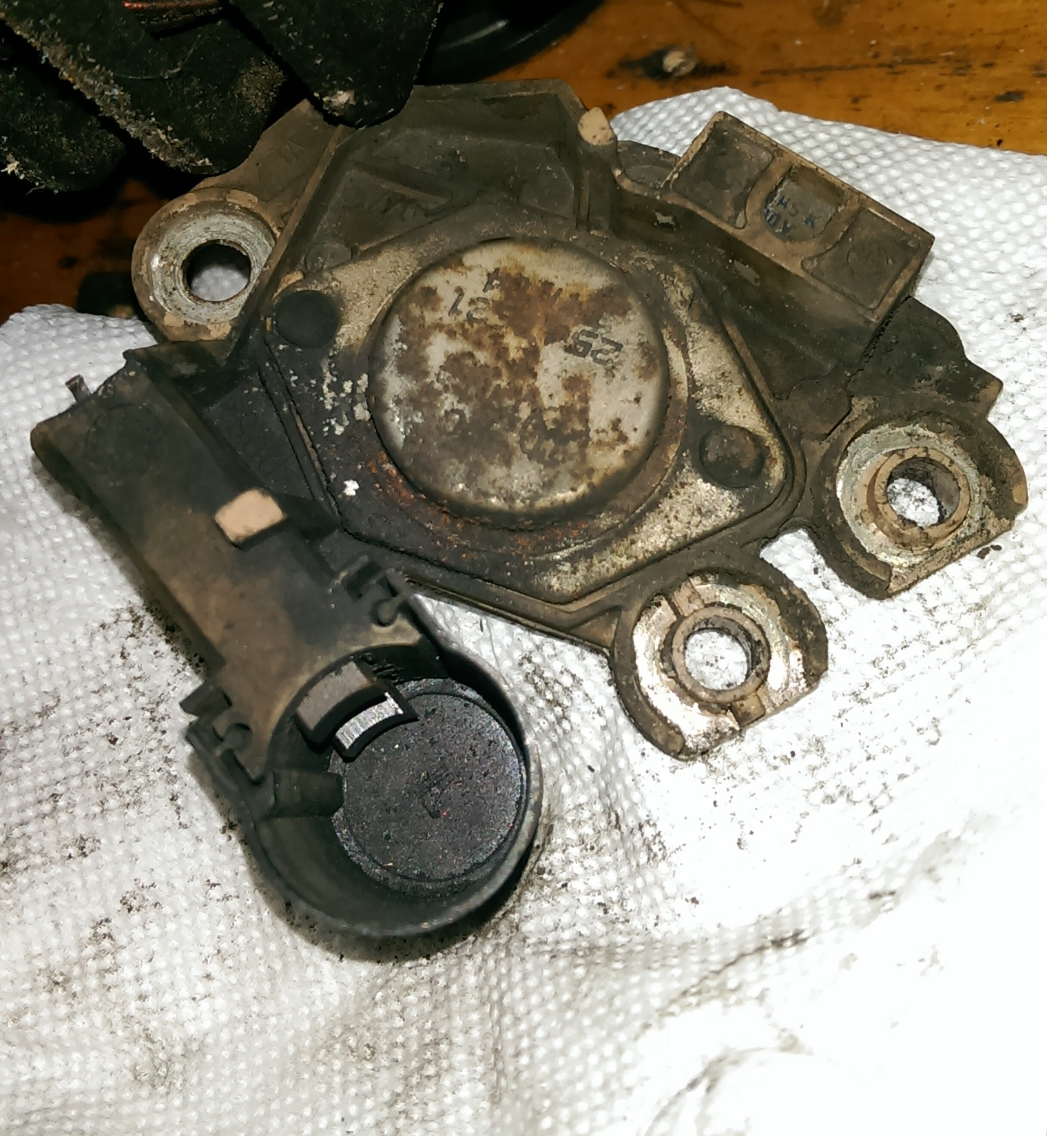 BATTERY/ALTERNATOR VISIT WORKSHOP — Mercedes-Benz C-class (W203), 3,2 л ...