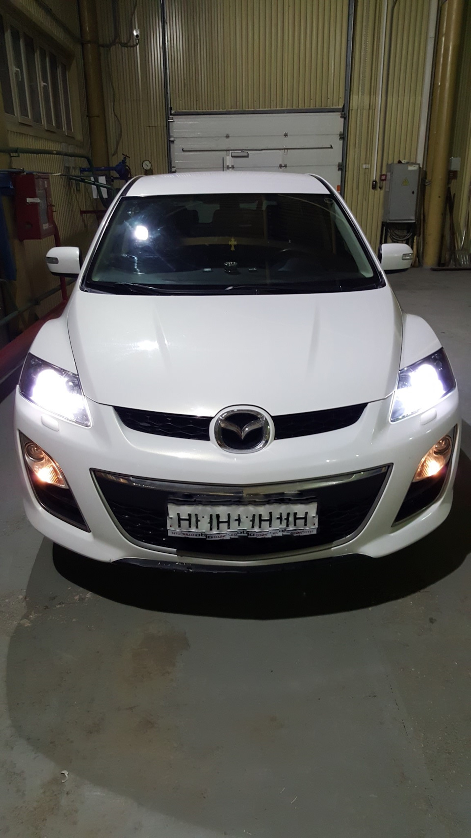 Как поменять лампочку мазда сх7 Замена габаритных ламп - Mazda CX-7, 2,3 л, 2010 года стайлинг DRIVE2