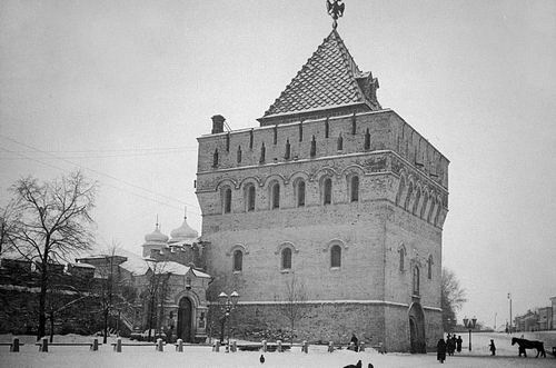Нижний новгород дмитриевская башня фото