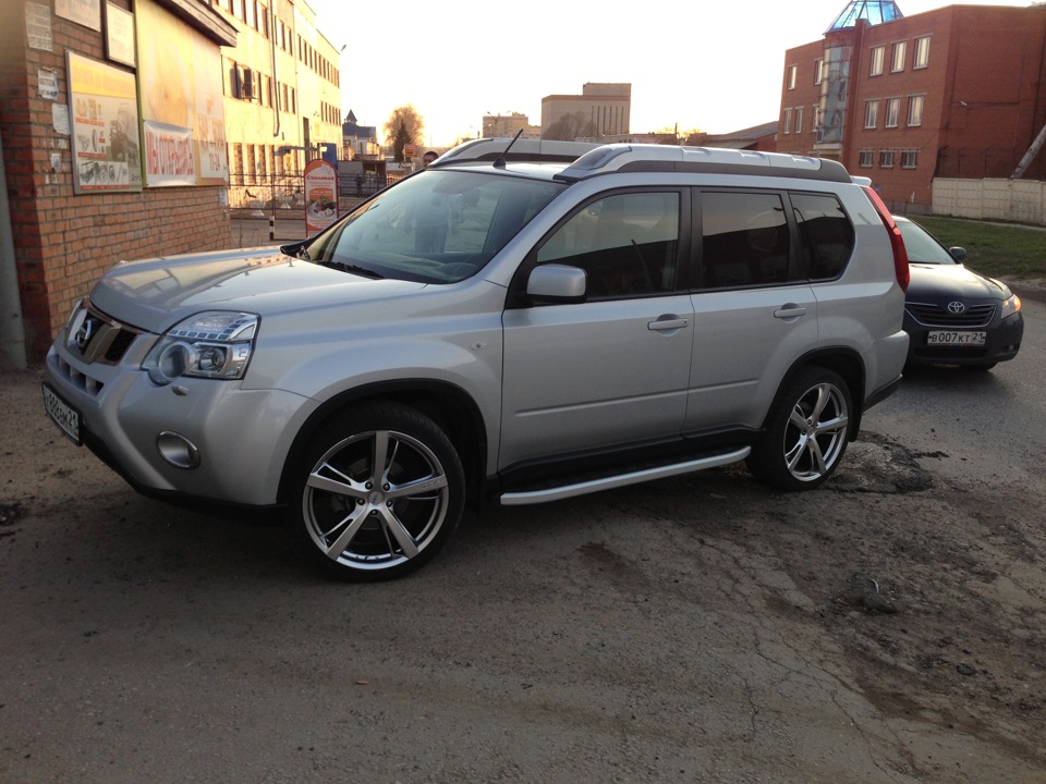 nissan x trail 2013 года