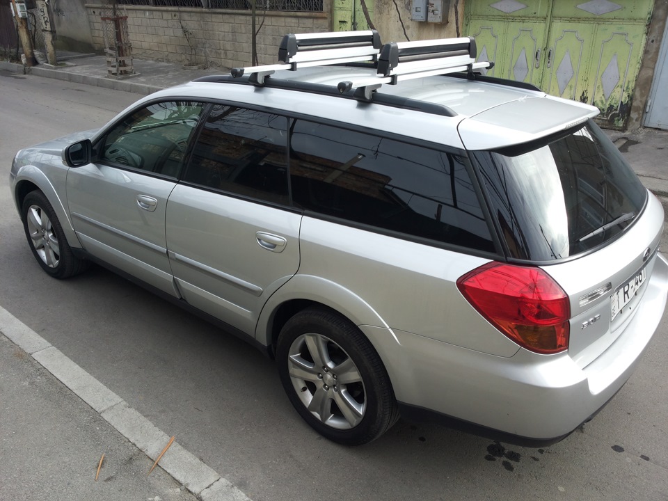 Subaru Outback 2010 багажник