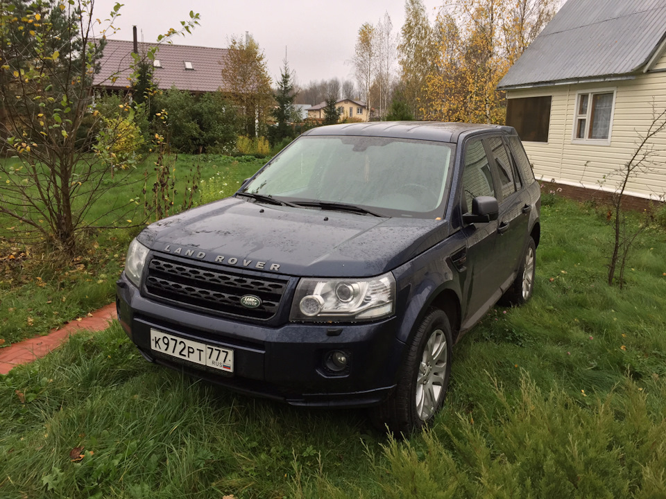 Land rover freelander 2008 года. Freelander 2 2008. Фрилендер 2 темно зеленый. Фрилендер 2 темно серый.