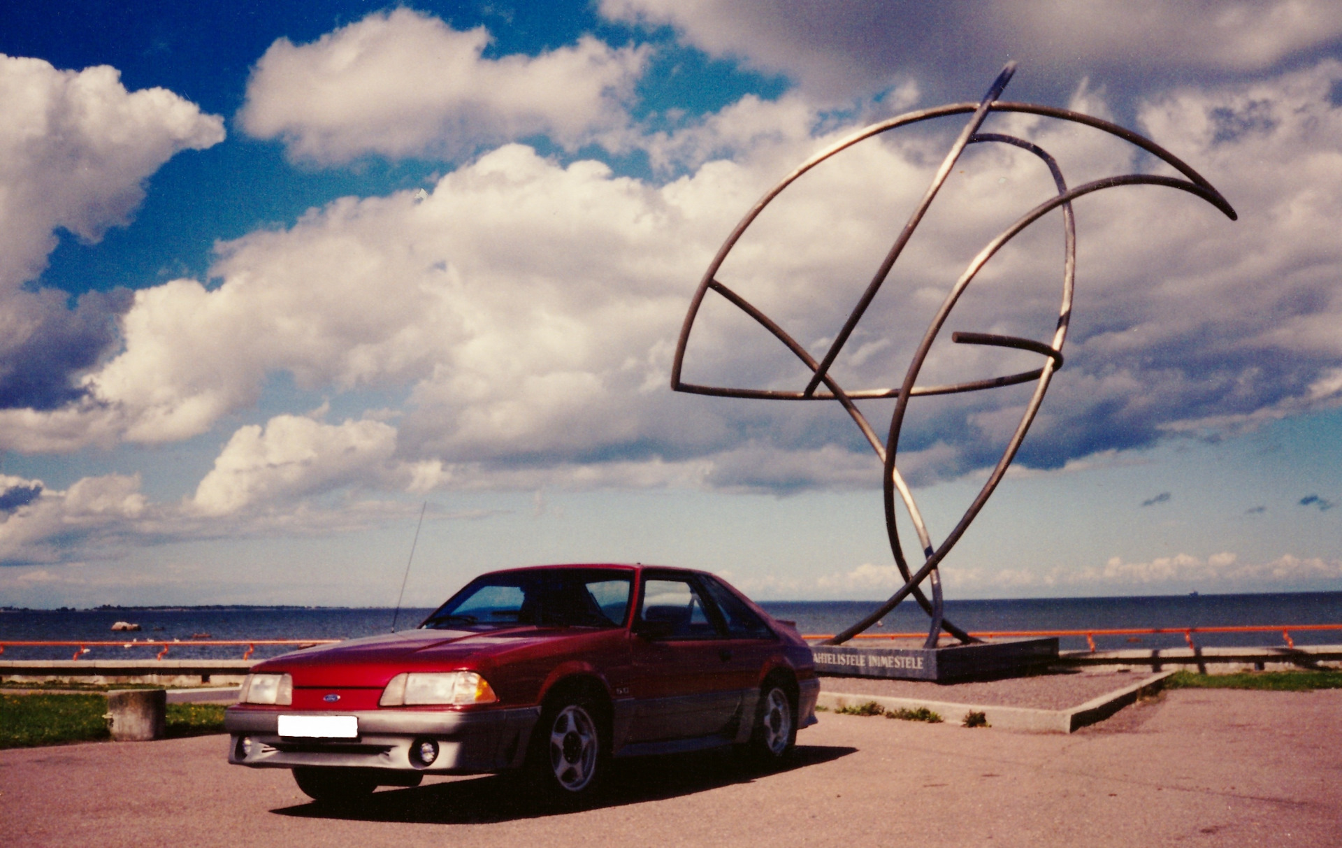 Былое без дум — Ford Mustang (3G), 7,2 л, 1989 года | просто так | DRIVE2