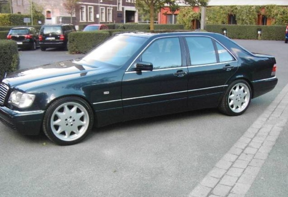 Mercedes w140 на дисках AMG